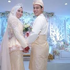 Boleh dikatakan kebanyakan selebriti turut membuat akaun peribadi instagram sekali lagi tahniah kami ucapkan buat hafidz! 19 Gambar Sekitar Majlis Resepsi Hafidz Roshdi Dan Isteri Berita Memey