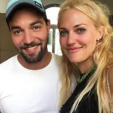 We did not find results for: Meryem Uzerli Nin Yeni Sevgilisi