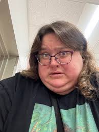 That's a unique target dog painting 😂 😬 (I didn't draw this unique piece,  it was up hanging in the nursing room at target. Staring straight into my  soul)