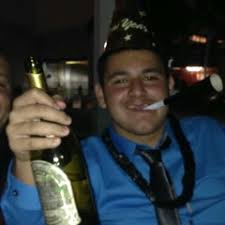 Stream Los 4 Ft. Los Principales