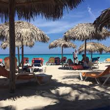 В куб може да се впише тетраедър по два начина, при това четирите върха на тетраедъра съвпадат с четирите върха на куба. Kuba Otdyh Ceny Vse Vklyucheno S Pereletom 2021 2022 Ot Nadezhnyh Turoperatorov Atlantis Trevel