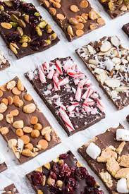 6 Christmas Chocolate Bark Recipes Homemade Christmas Gifts Christmas Christmas Chocolate Bark Recipes Chocolate Bark Recipes Homemade Chocolate Bark Recipe