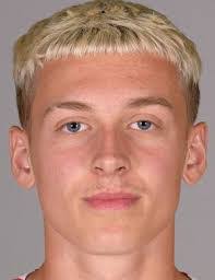 Vincent Hagen's Instagram, Twitter & Facebook