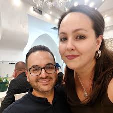 Dopo la contestazione di sabato pomeriggio davanti a Casa Milan, i tifosi  rossoneri continuano le loro proteste contro la gestione del club 📣 Prima  la 'scritta umana' «Go home», poi l'uscita in