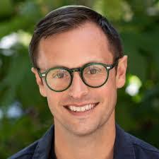 Dana Weider's Instagram, Twitter & Facebook