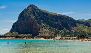 Stockfotos und lizenzfreie bilder thema strand palme. San Vito Lo Capo Sizilien Italien De