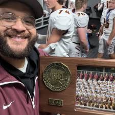 Whoop there it is! An impressive catch by TD Caleb Bancroft! 🏈🐅🏈  #rochestermnphotographer #sportsphotography #stewartvilletigers  #canonphotography #stewartvillefootball #kassonmantorville @naatybaby7272  @stewartville_football