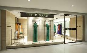 Elie Saab Au Printemps Haussmann Modele De Magasin De Detail Elie Saab Printemps