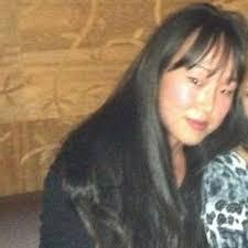 Esther Sim's Instagram, Twitter & Facebook