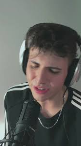 𝘐 𝘵𝘩𝘪𝘯𝘬 𝘵𝘩𝘢𝘵 𝘺𝘰𝘶 𝘢𝘳𝘦 𝘵𝘩𝘦 𝘰𝘯𝘦 𝘧𝘰𝘳 𝘮𝘦, 𝘊𝘢𝘶𝘴𝘦  𝘪𝘵 𝘨𝘦𝘵𝘴 𝘴𝘰 𝘩𝘢𝘳𝘥 𝘵𝘰 𝘣𝘳𝘦𝘢𝘵𝘩𝘦 #fyp #dandelions  #malesinger #singing #ruthb