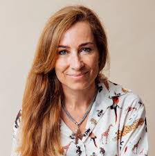 Jennifer Carnegie's Instagram, Twitter & Facebook