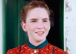 I'm just watching our beautiful Karen Grassle in 'Murder she Wrote'. She's  as gorgeous as ever 💞