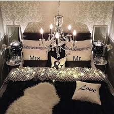 See This Instagram Photo By Stylish Mademoiselle 894 Likes Master Bedrooms Decor Bedroom Decor Apartment Decor