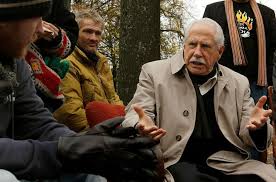 Born may 13, 1930) is an american politician who served as a united states senator from alaska from 1969 to 1981 as a member of the democratic party and who. Mike Gravel S 2020 Campaign Is Closing Up Shop Abc News