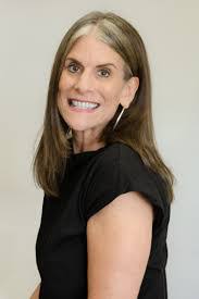 Jennifer Denney's Instagram, Twitter & Facebook