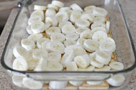 Use a stand mixer or hand mixer when making the whipped cream, beating the cream cheese and pudding mixture. Easy Banana Pudding Recipe Paula Deen Dessert Banana Pudding Banana Pudding Recipes Delicious Banana Bread Recipe