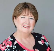 Living the Innergized Life: Transforming Ordinary Moments into  Extra-Ordinary Memories: Davis, Cathy L., Davis, Cathy L.: 9780977488612:  Amazon.com: Books