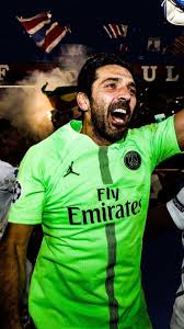 Juventus'taki 17 yıllık kariyerine nokta koyan efsane kaleci gianluigi buffon, paris saint germain ile 2 yıllık sözleşme imzalamaya çok yakın. Buffon X Jordan Psg Goalkeeper Football And Basketball