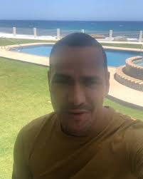 Desde el pueblo más hermoso del mundo” ISABELA” a disfrutar un ratito con  mi mamá, Felicidades a todas las madres en su día, y a las que están  cuidando desde el cielo” #Amordemadre