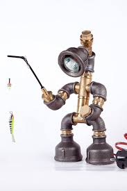 Metal Robot Panosundaki Pin