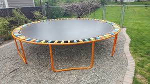 My Very First Pin That I Did 5 Cans Of Spray Paint An About 9 Pool Noodles Trampoline Makeover Jeux Exterieur Salle De Jeux Jardins