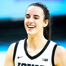 Caitlin Clark: Iowa Hawkeyes Star Considering Playing Five College Seasons 