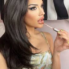 Mandy Caruso (@mandy_made_this)