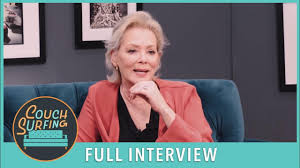 Tall (5'10), lovely, statuesque seattle native jean elizabeth smart was born on september 13, 1951. Jean Smart Looks Back At Frasier A Simple Favor More Full Entertainment Weekly Youtube