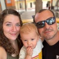 Johanna Stark's Instagram, Twitter & Facebook