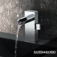 Misturador Com Cartucho Progressivo Para Lavatorio Tipo Cascata Bica Alta Indicada Para Cuba De Apoio Acabamento Torneira Torneira Gourmet Cuba De Apoio