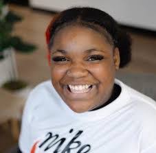 Alexis Hendrickson's Instagram, Twitter & Facebook