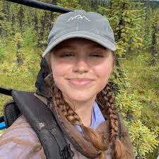 Avery Fairbanks's Instagram, Twitter & Facebook