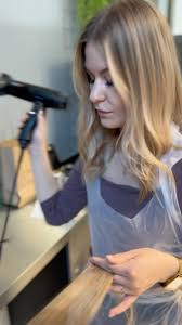 Dzisiejszy dzień spędziłam na intensywnym szkoleniu z @tgniatkowski07 gdzie  poznaliśmy aż trzy techniki koloryzacji! Moja modelka to jednocześnie moja  znajoma i stała klientka