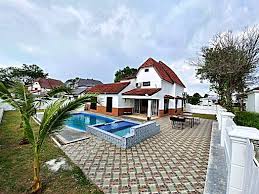 If you want to find a cheap place to stay in melaka without compromising on cleanliness and comfort, nomaps hostel is highly recommended for you. Top 19 Hotels With Private Pool In Melaka Anna S Guide