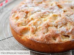 Gateau Aux Pommes Moelleux Et Ultra Rapide Recettes Recette Gateau Au Pomme Moelleux Recette Gateau Pomme Gateau Aux Pommes Facile