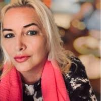 200+ ملفًا شخصيًا يحتوي على “Sabine *”