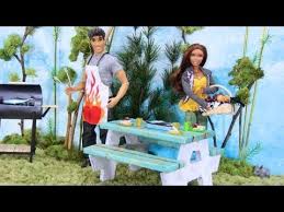 How To Make A Doll Picnic Table Shows Tutorial For 18 Inch Dolls Also My Froggy Stuff Doll Furniture Diy Barbie Miniatures