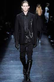 Ann Demeulemeester Fall 2009 Ready To Wear Fashion Show Louis De Castro Bananas Gothicfashion Fashion Mens Outfits Dark Fashion