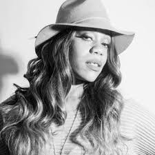 Nikki Owens's Instagram, Twitter & Facebook