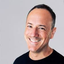 Mitzi Giles's Instagram, Twitter & Facebook