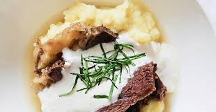 Geschmorter tafelspitz mit glasierten äpfeln und birnen. Suppenfleisch Und Kartoffelpuree Mit Meerrettichsauce Und Wasabi 3 Affen Mit Einer Klappe Oder So Arthurs Tochter Kocht