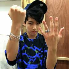 'run bts' will soon go on a hiatus. Jungkook 2013 2014 2015 Army S Amino