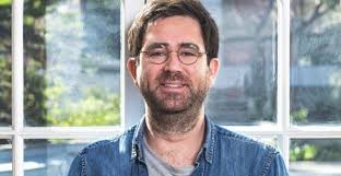 El doctor Pedro Astudillo llama a mantener medidas de prevención para  evitar enfermedades respiratorias en niños