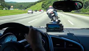 リアルカーチェイス カワサキ スズキをぶっちぎるアウディr８が強すぎる スーパーバイク アウディ r8 アウディ