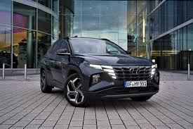 Edmunds also has hyundai tucson pricing, mpg, specs, pictures, safety features, consumer reviews and more. Hyundai Tucson Hybrid 2021 Erster Test Fahrbericht Preise Autoscout24