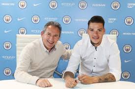 Golleri, asistleri, güçlü & zayıf yönleri ve mac ratingleri içeren son detaylı istatistiklerini gözden geçirin. Manchester City Confirm 34 9m Ederson Signing As Benfica Goalkeeper Agrees Etihad Switch Mirror Online