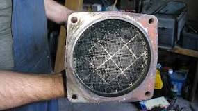 Resultado de imagen de porque se produce la carbonilla en la admision de aire de un coche