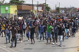 Início em foco manifestação de sábado em luanda resultou na detenção de 103 pessoas. O Que Aconteceu Na Manifestacao Do Dia Da Independencia Em Angola