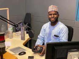 See more of dw hausa on facebook. Dw Hausa Da Karfe 7 Agogon Najeriya Da Nijar Zaharadden Facebook