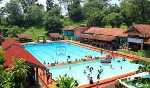 Kolam renang talaga warna juga wajib untuk kamu kunjungi bersama dengan keluarga. 35 Tempat Wisata Di Subang Jawa Barat Yang Wajib Dikunjungi Saat Liburan